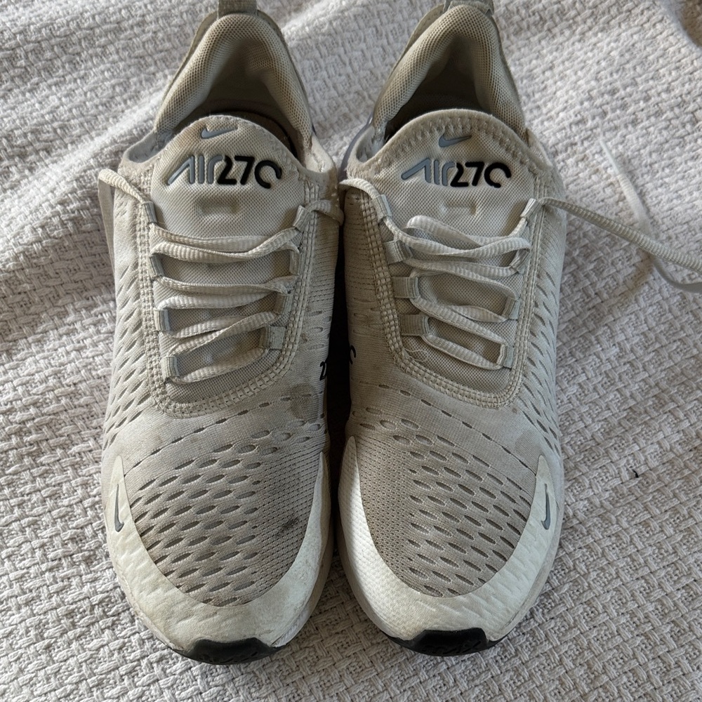 Nike Air Max 270 White Women’s 8.5 Sneakers